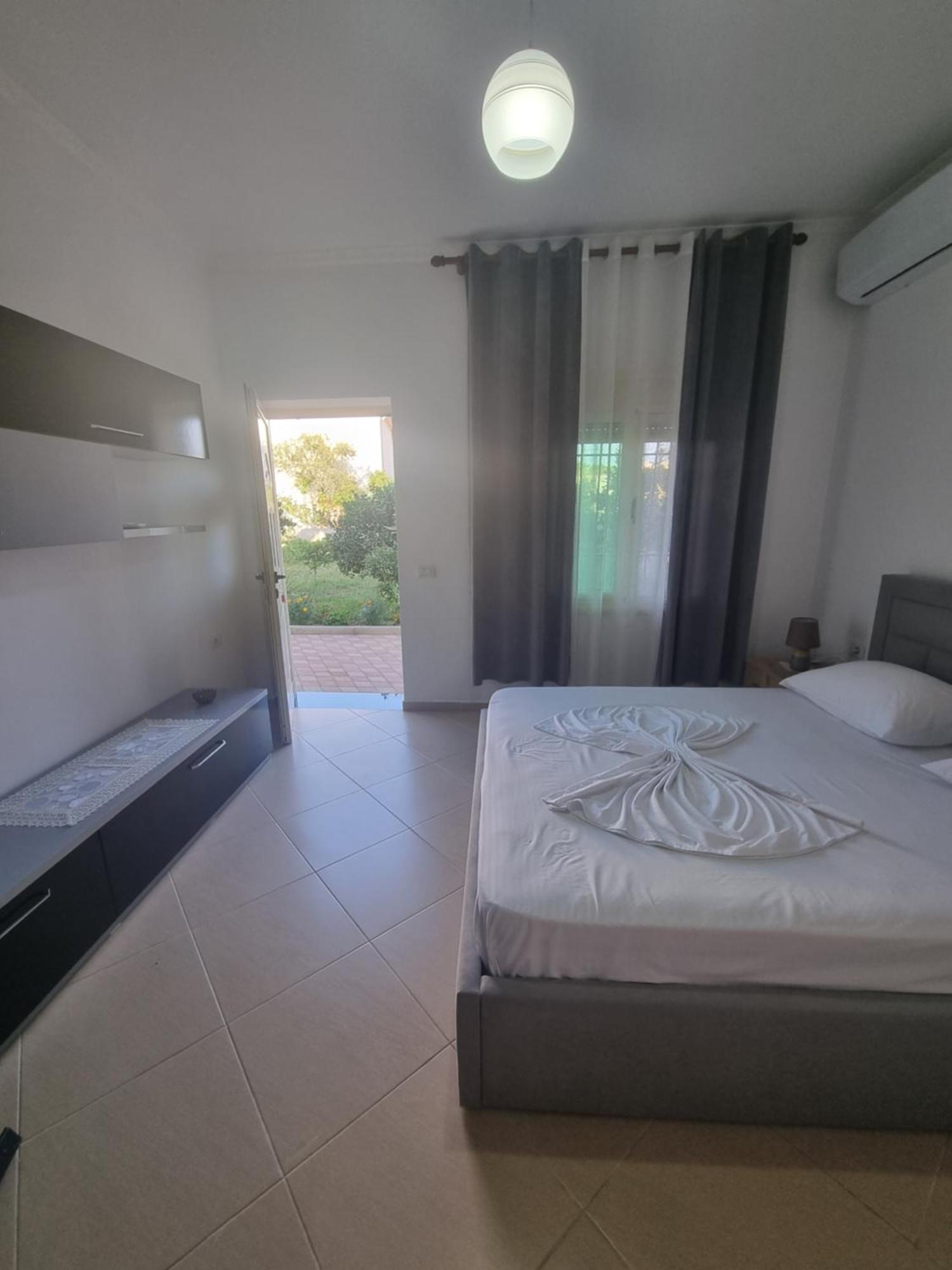 Vila Megi-Rent Room Вльора Номер фото