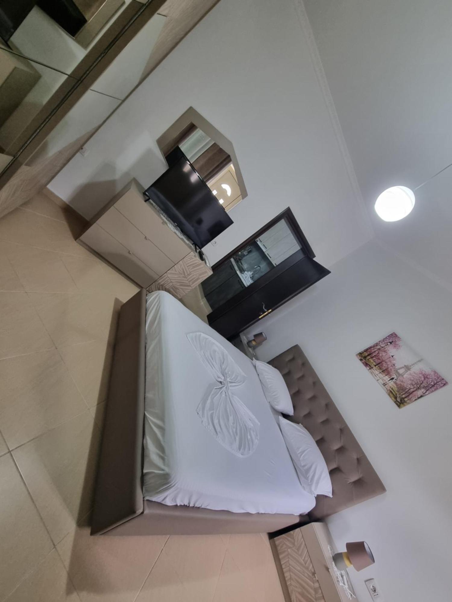 Vila Megi-Rent Room Вльора Номер фото