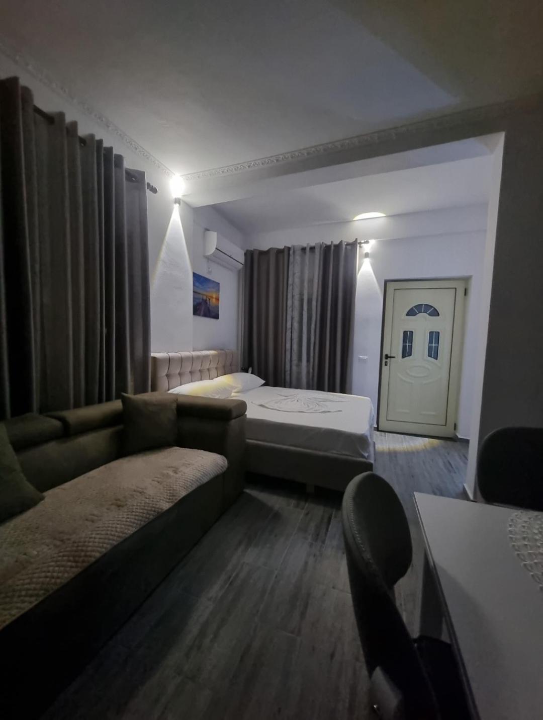 Vila Megi-Rent Room Вльора Номер фото