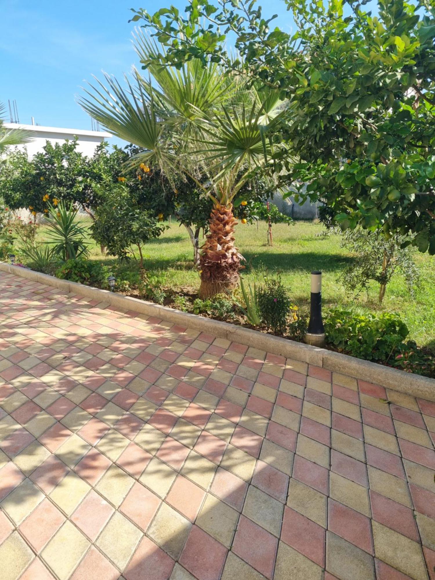 Vila Megi-Rent Room Вльора Екстер'єр фото