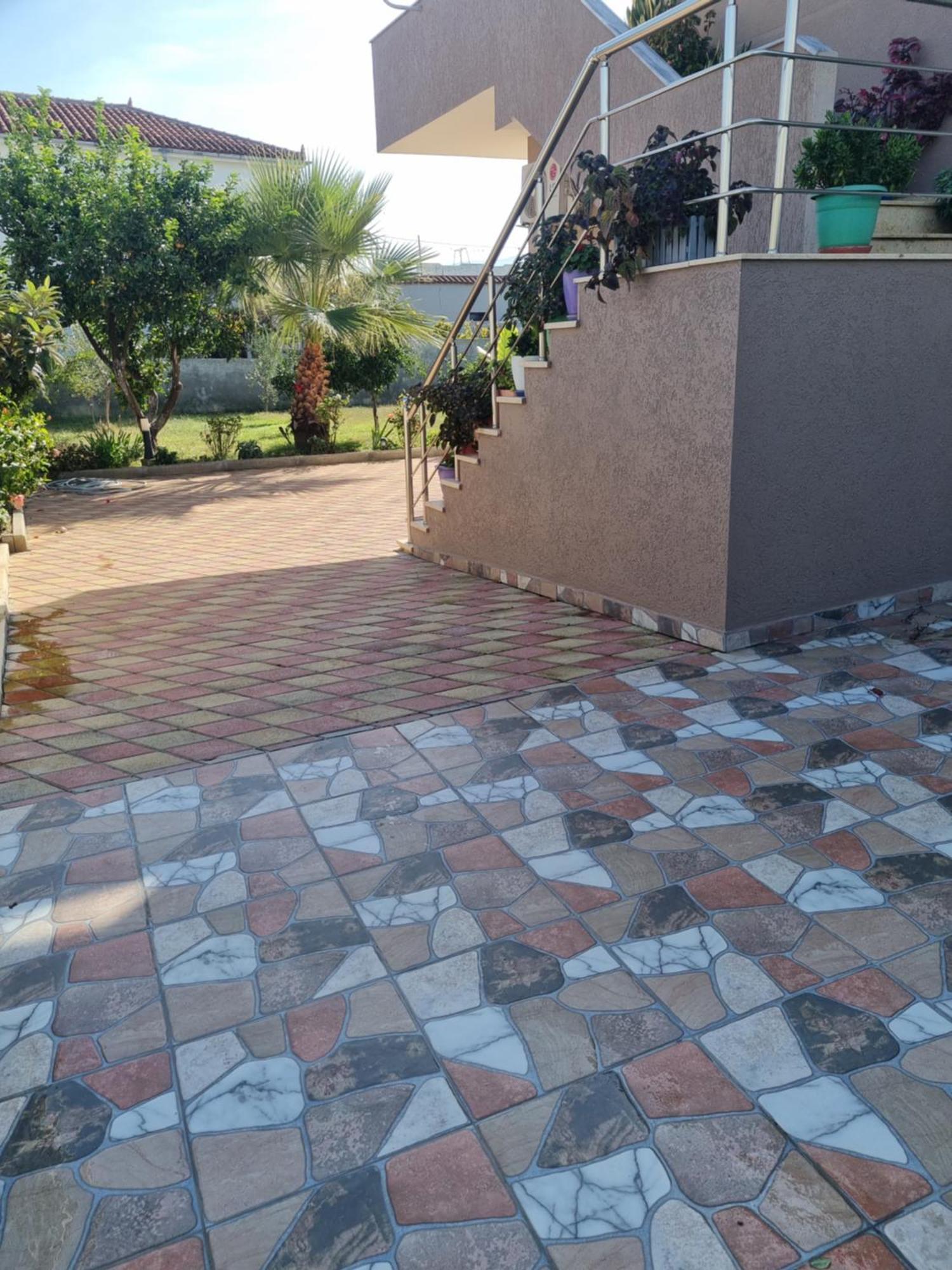 Vila Megi-Rent Room Вльора Екстер'єр фото